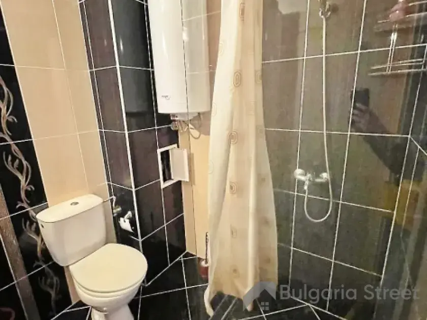 Łazienka z toaletą