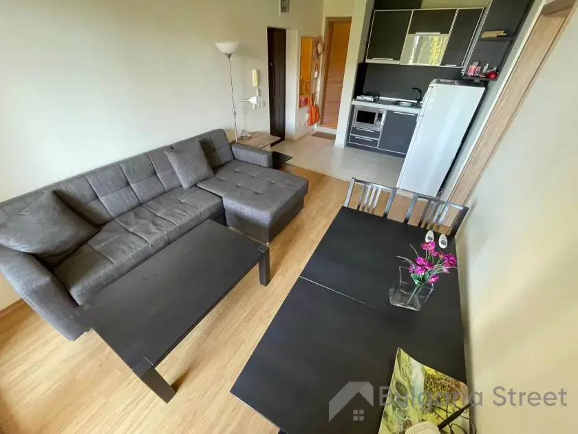 sofa z ławą