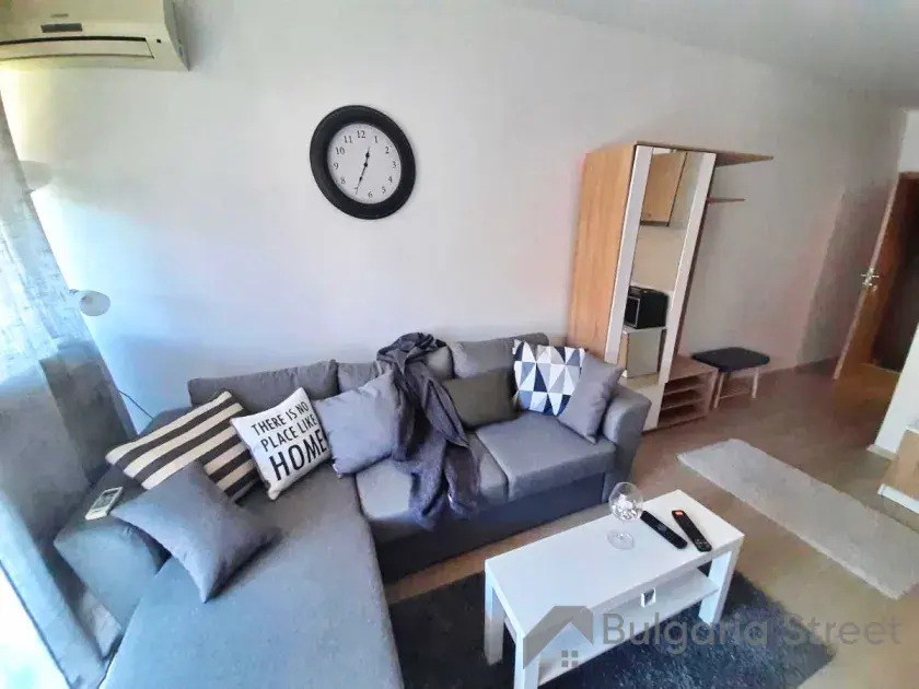 Sofa i szafa