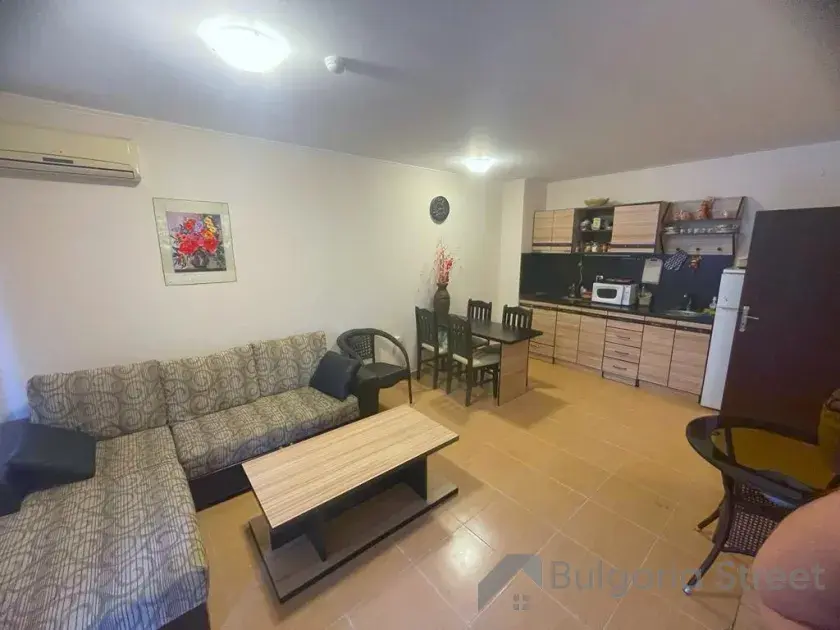 sofa narożna, aneks kuchenny