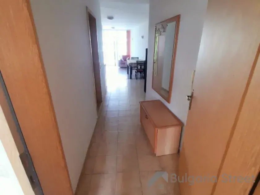 szafka na przedpokoju