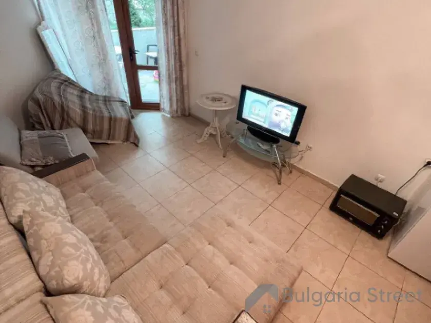 telewizor, sofa