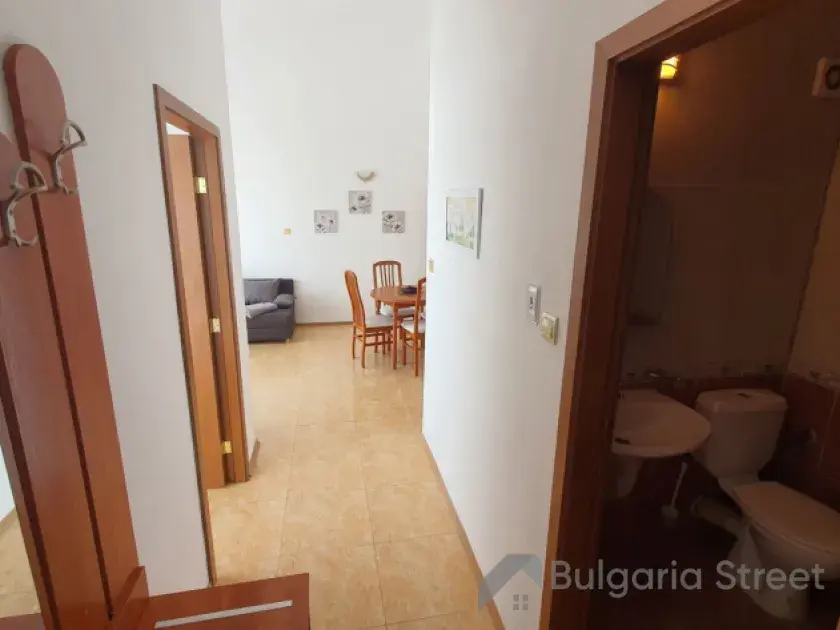 szafka na przedpokój z lustrem
