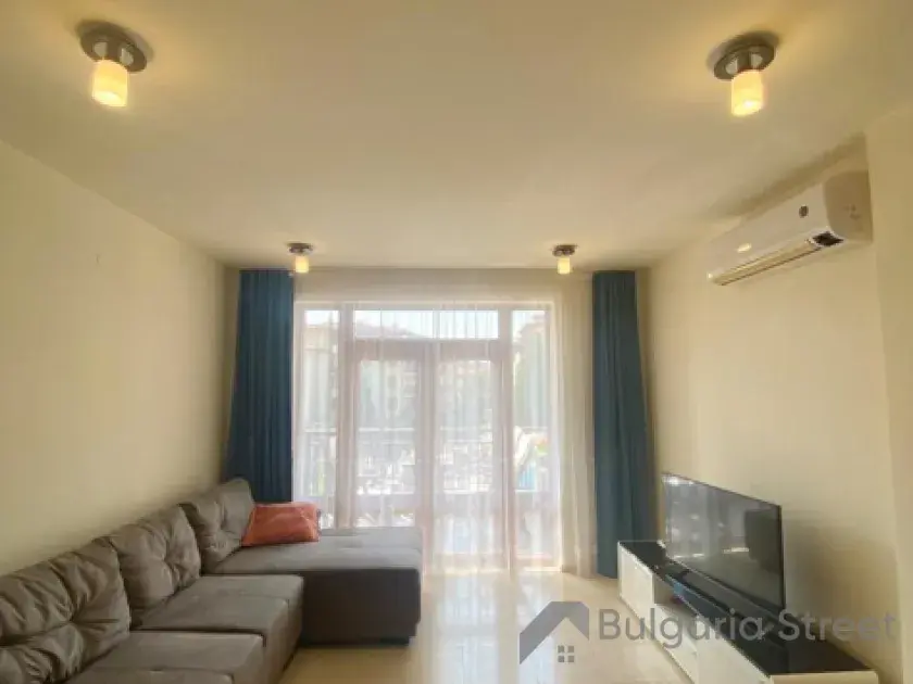 Sofa i telewizor