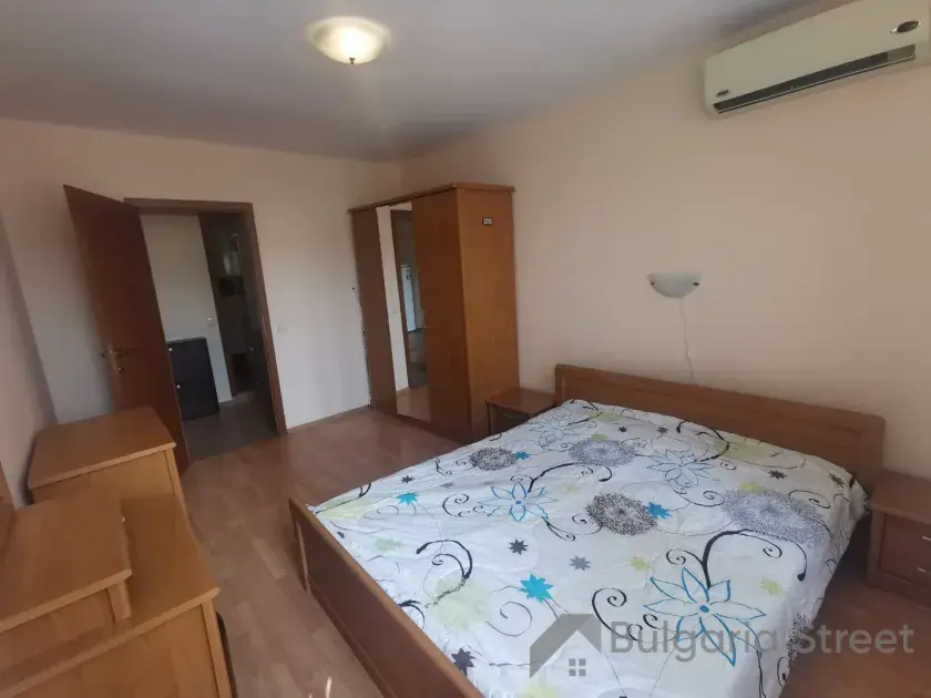 szafa, łóżko sypialniane