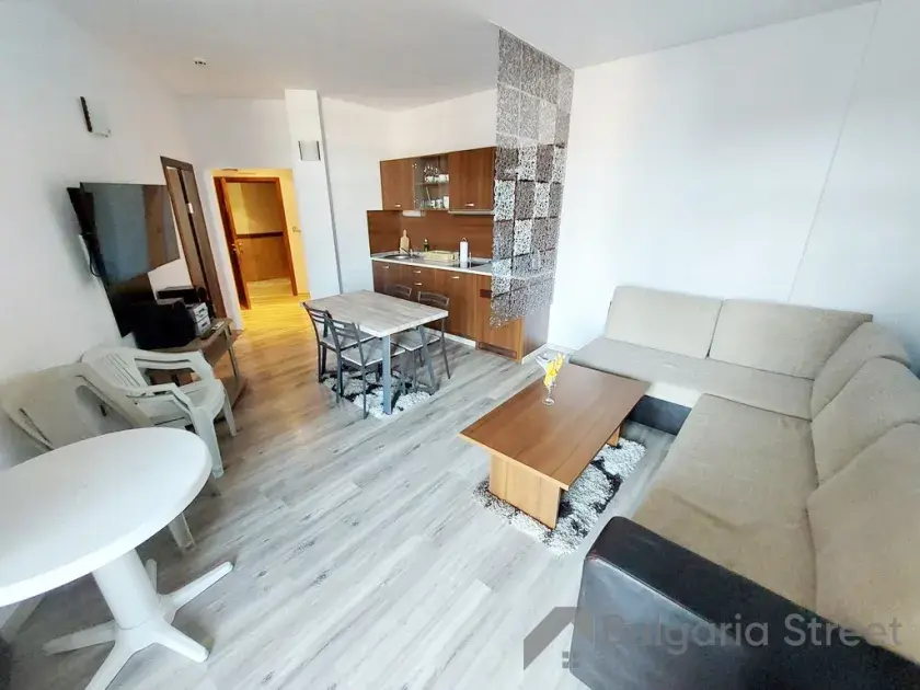 Sofa, Stolik, telewizor