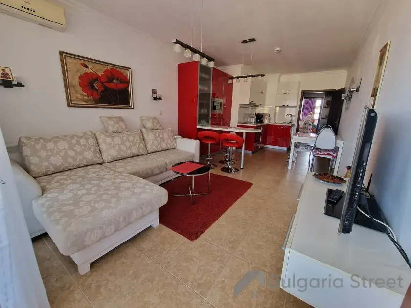 sofa narozna, telewizor