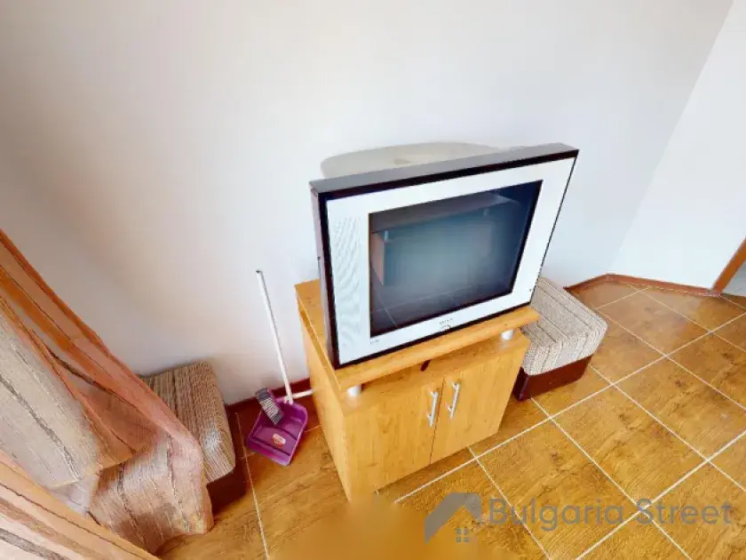 telewizor, szafka pod telewizor