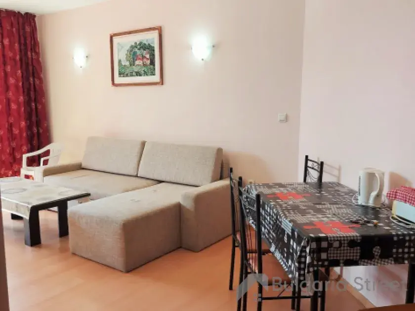 sofa, krzesła, stol