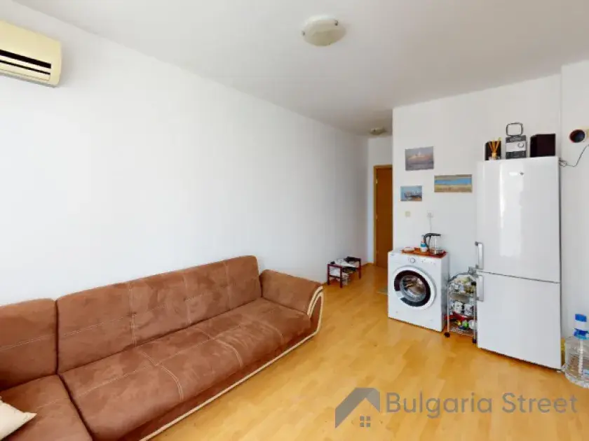 Sofa i lodówka