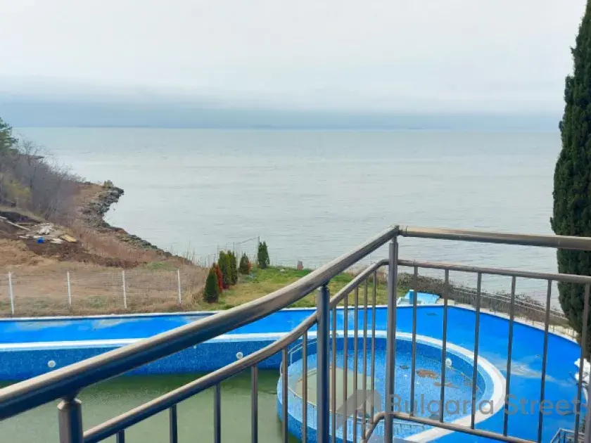 Widok na morze z balkonu