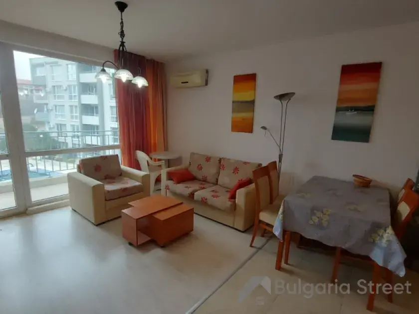 sofa, fotel