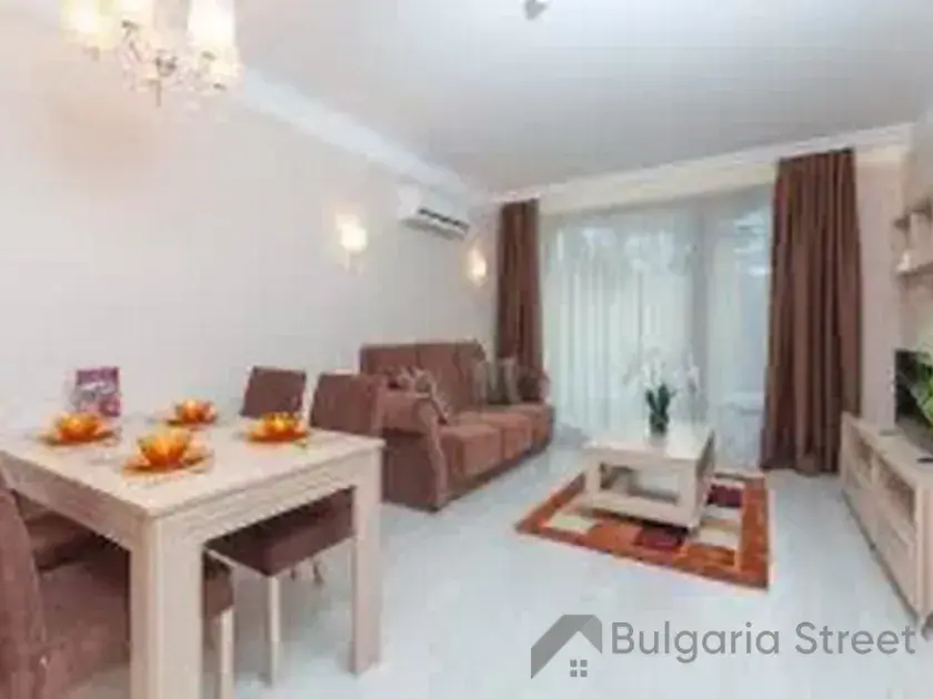 sofa, stolik,