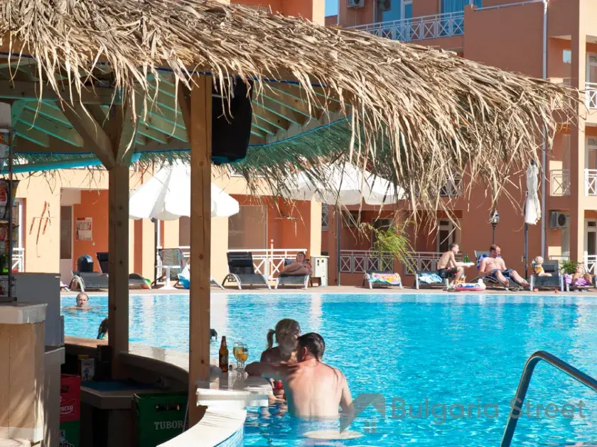 Bar przy basenie