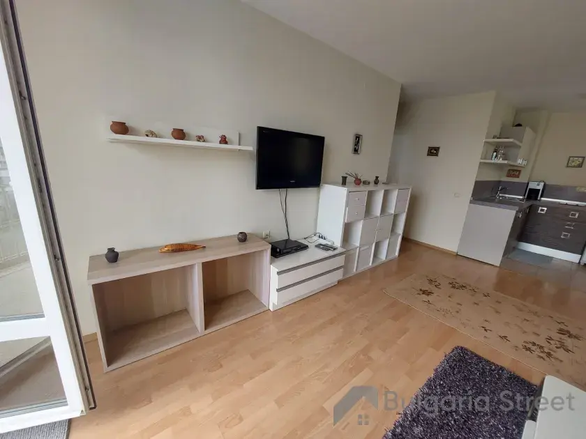 Szafka na telewizor w salonie