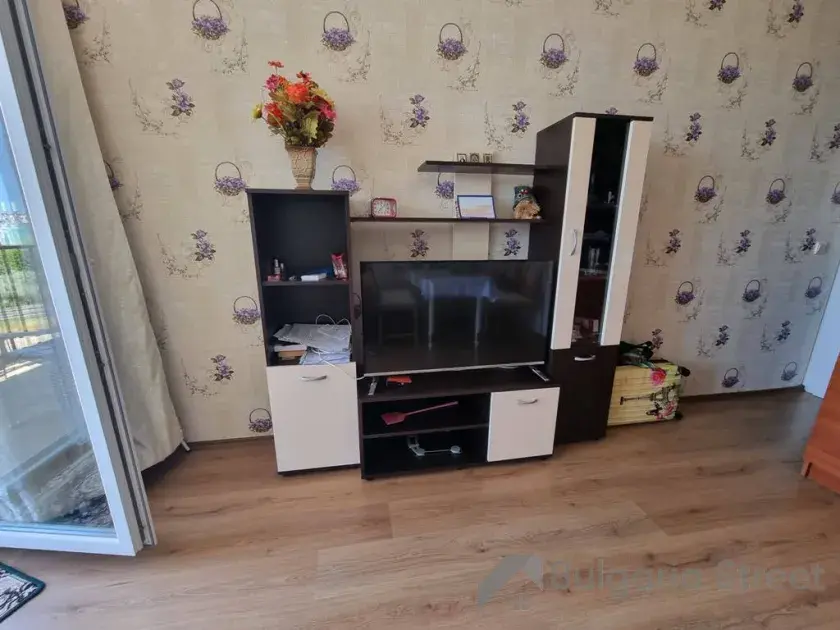 Telewizor z szafą