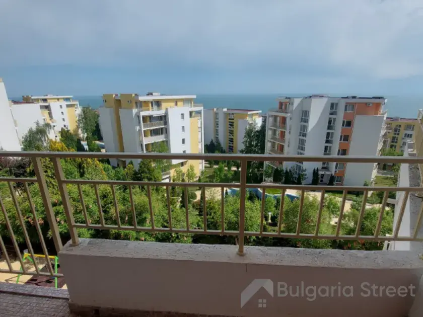 Widok na morze z tarasu