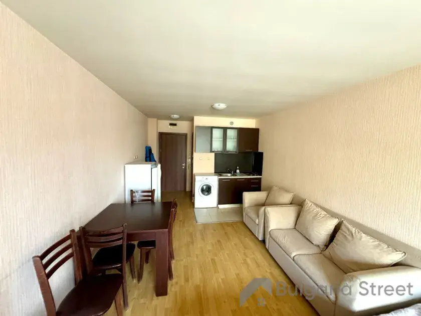 Sofa i stół