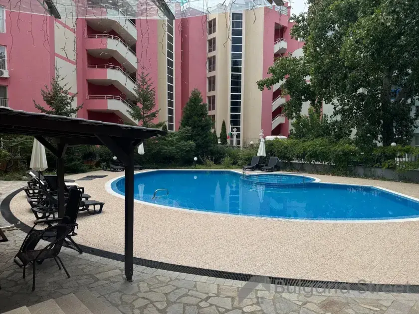 Basen kompleksu „Lewsza