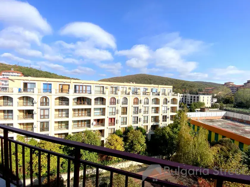 Widok na góry w Privilege Fort Beach