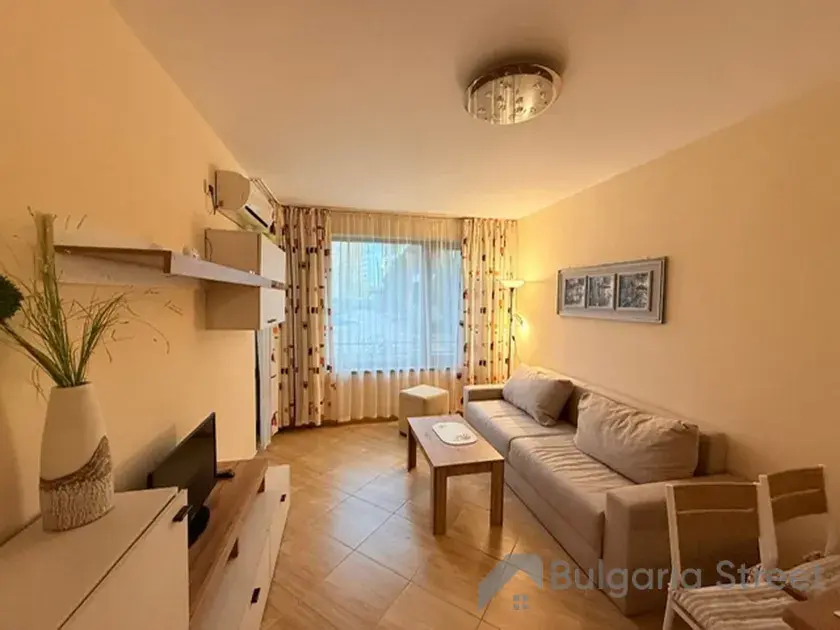 Przestronny salon w apartamencie