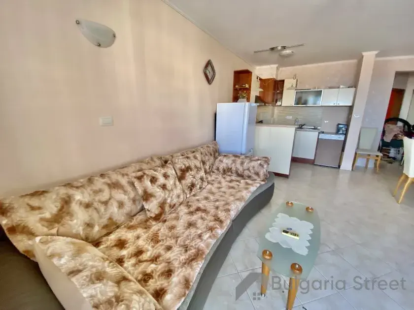 Przestronny salon w apartamencie