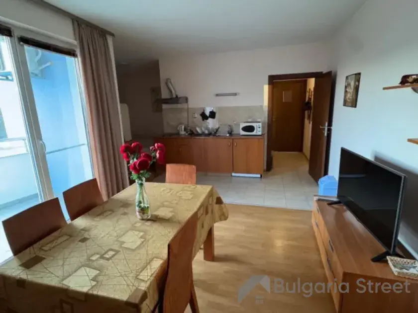 Studio, umeblowane i z techniką