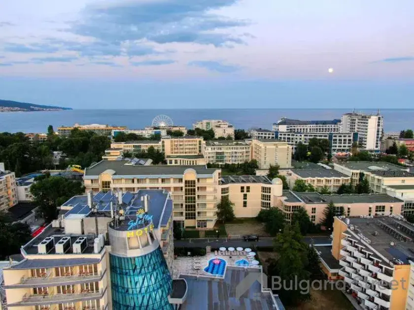 SOLE MAR | Apartamentowiec na Słonecznym Brzegu