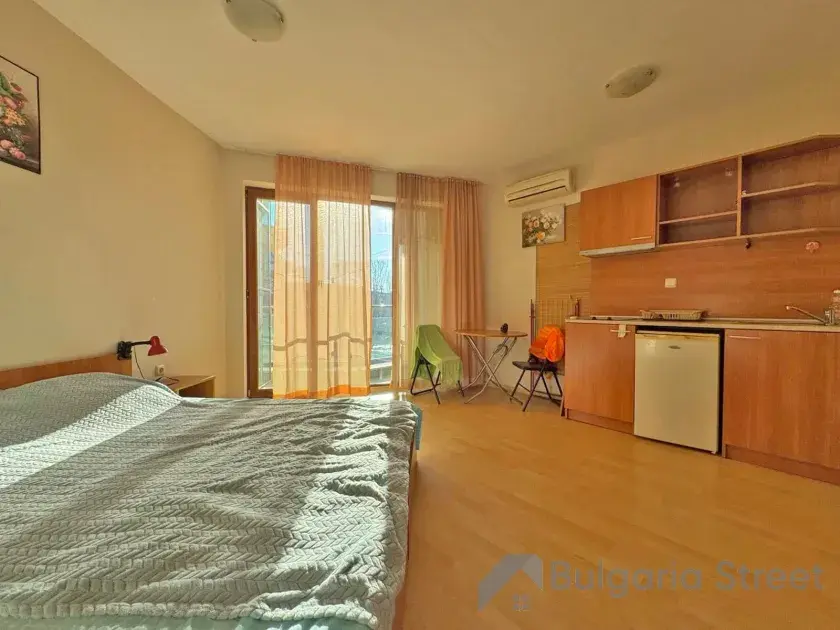 Studio/ kitchen