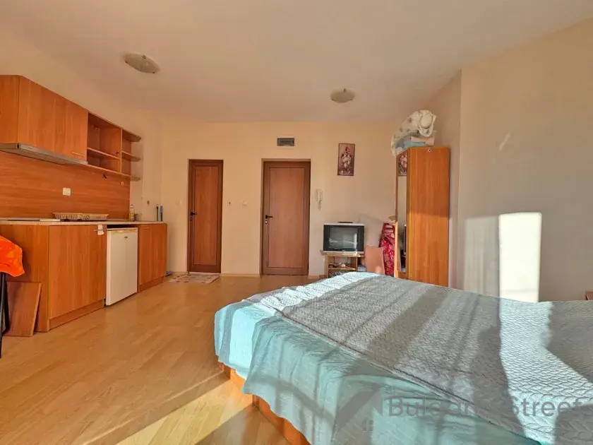 Studio/ kitchen