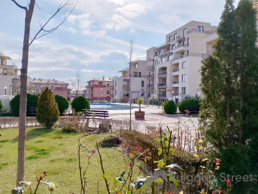 Sprzedaż apartamentu w kompleksie Sorento Sole Mare