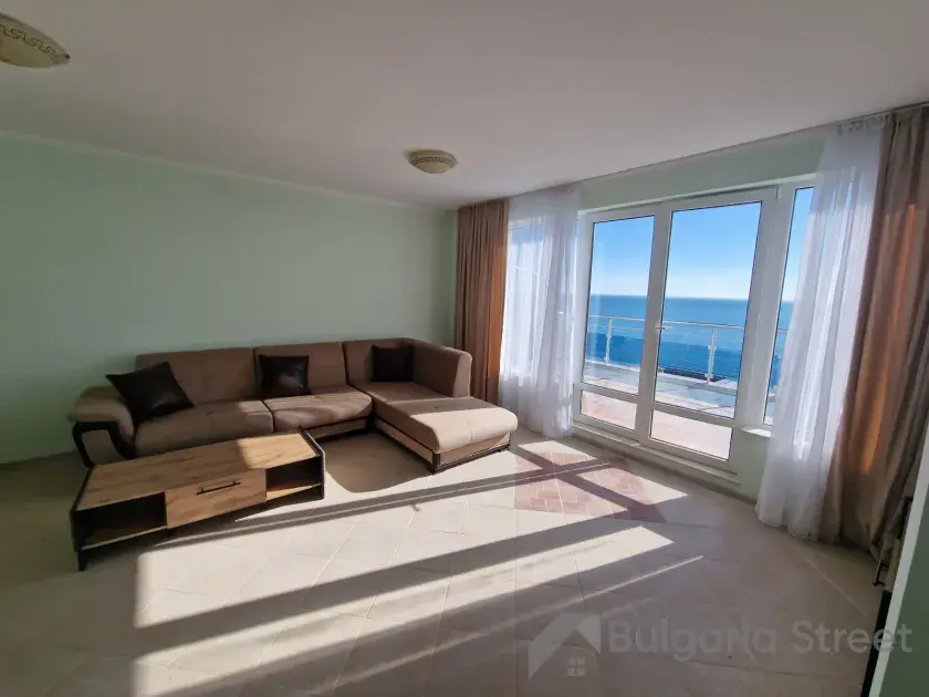 Penthouse 3-pokojowy: salon, kuchnia