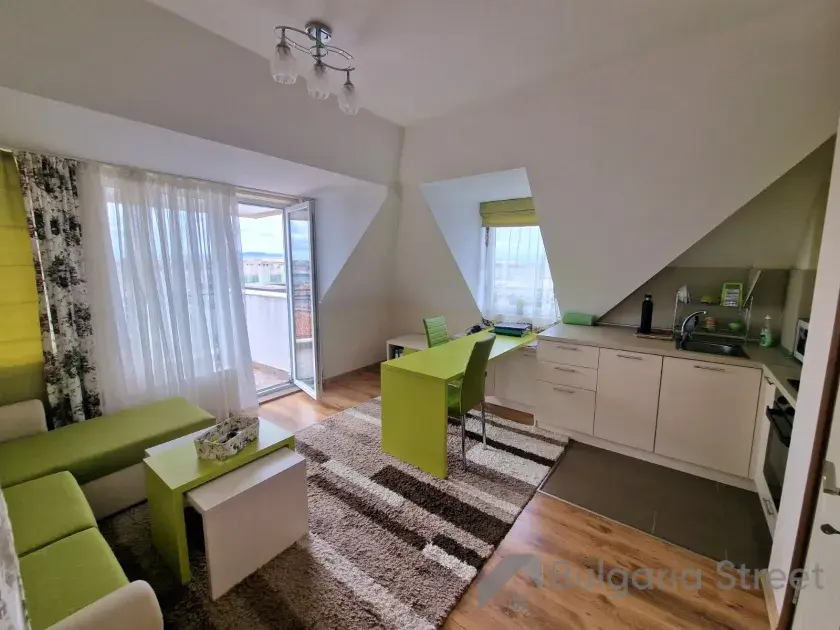 Viola | Trzypokojowe mieszkanie w Nesebyrze: salon, kuchnia