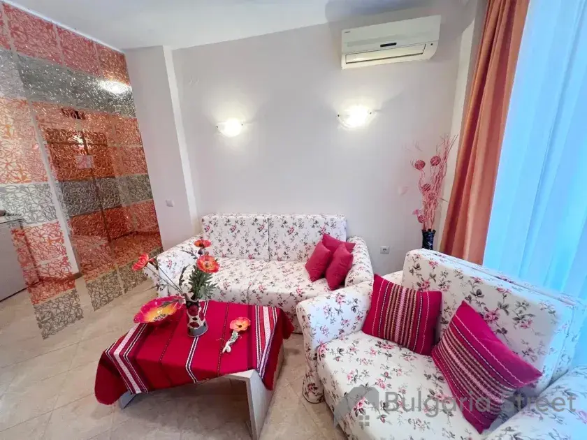 Royal Sun | Dwupokojowe mieszkanie: salon, kuchnia