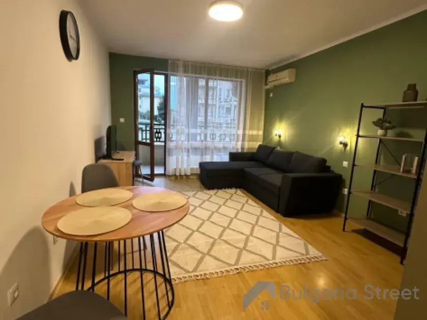 Panorama Bey 1 | Studio z wykończeniem: salon i aneks kuchenny