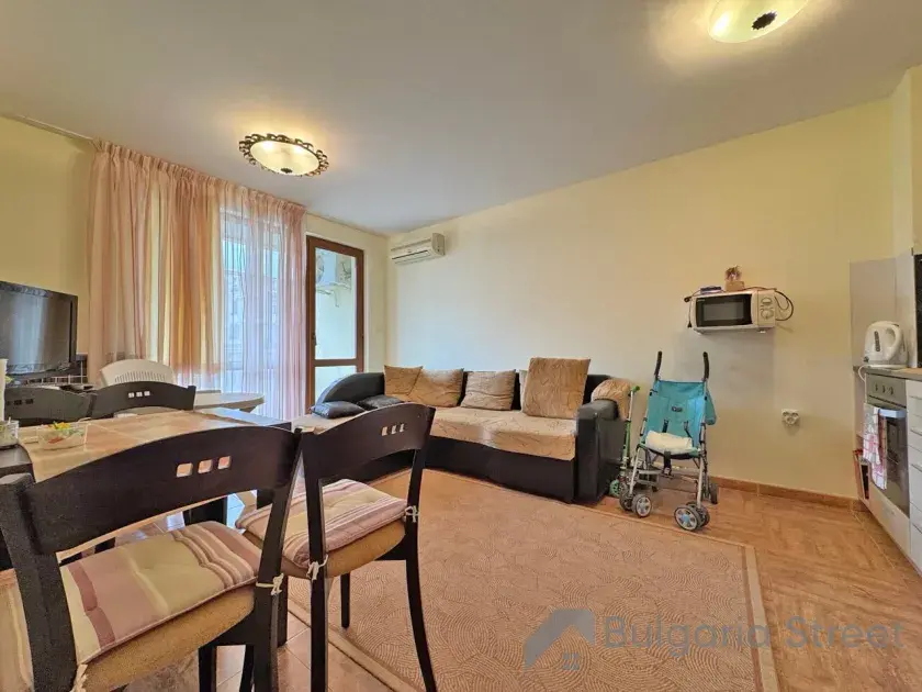 Royal Bay 2 | Dwupokojowe mieszkanie: salon, kuchnia