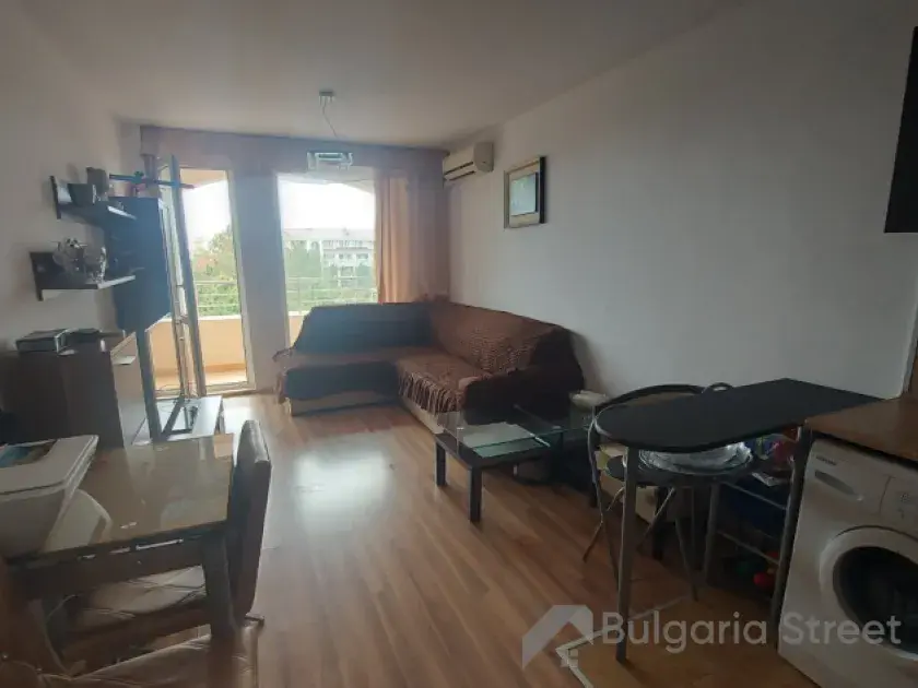 Stół i kuchnia