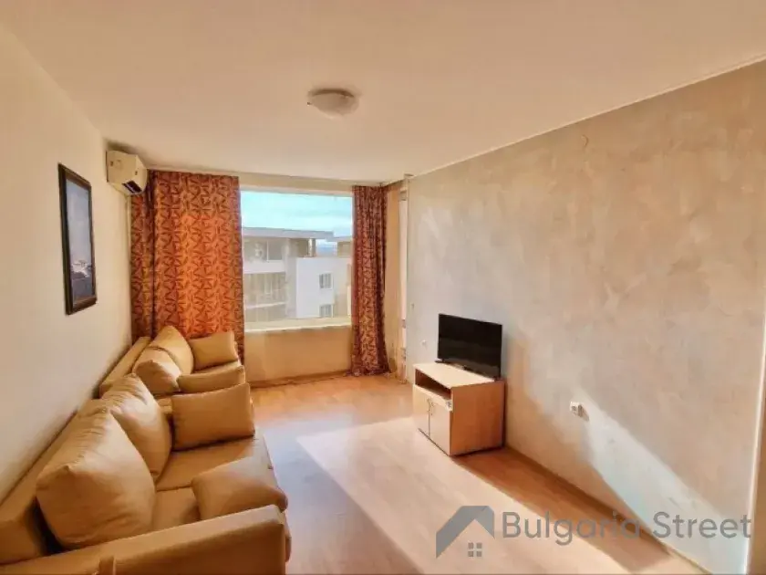 Sofa i telewizor