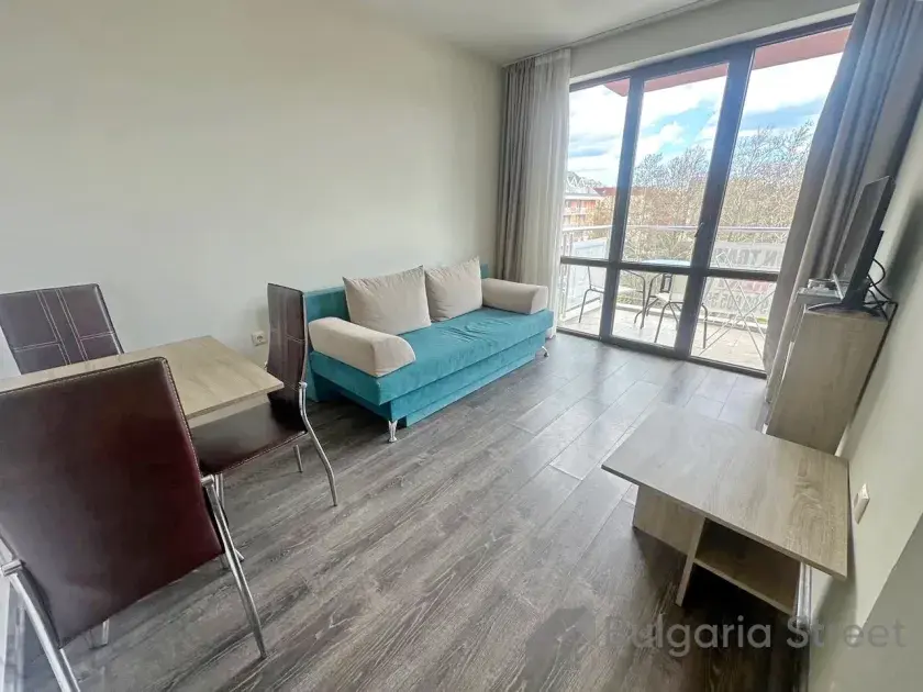 Panoramiczne okno w salonie