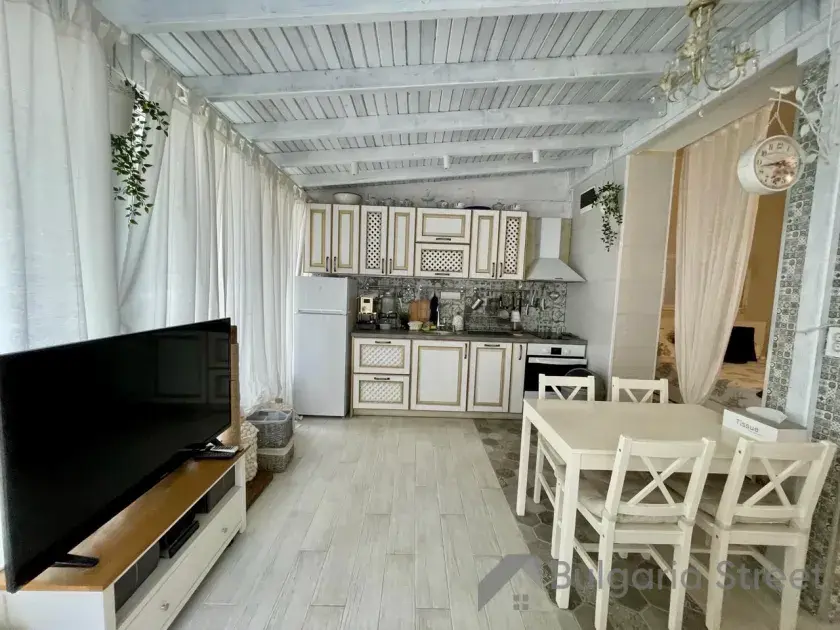 salon, kuchnia, jadalnia