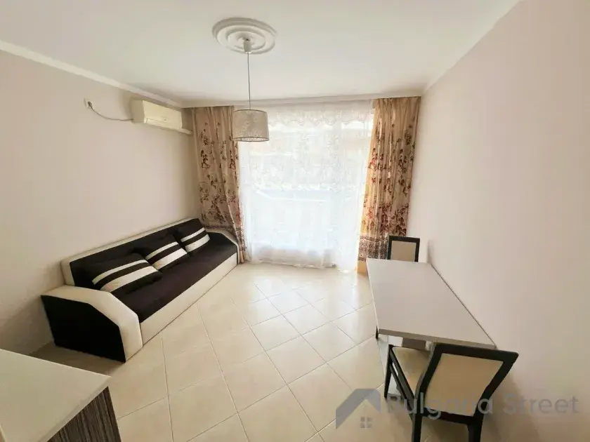 Sofa i stół
