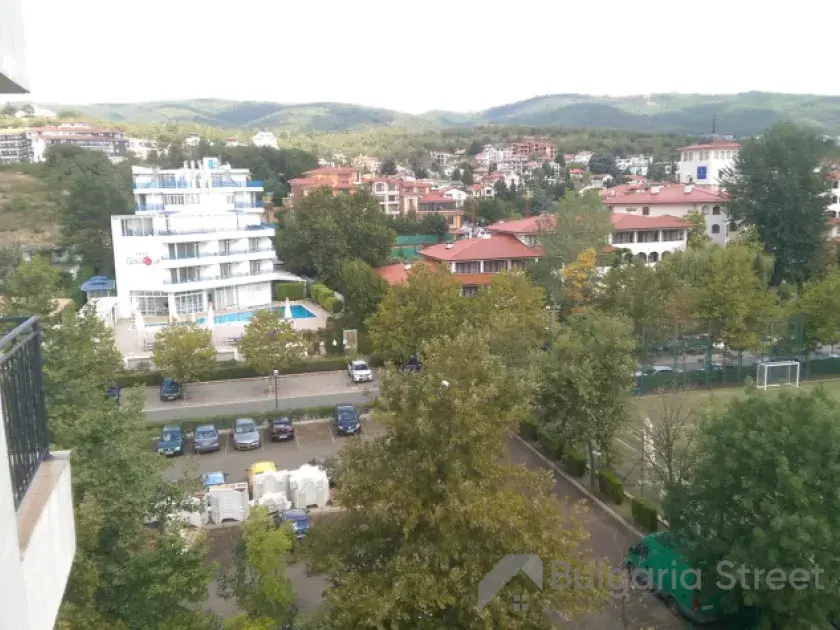 Widok z balkonu na góry.