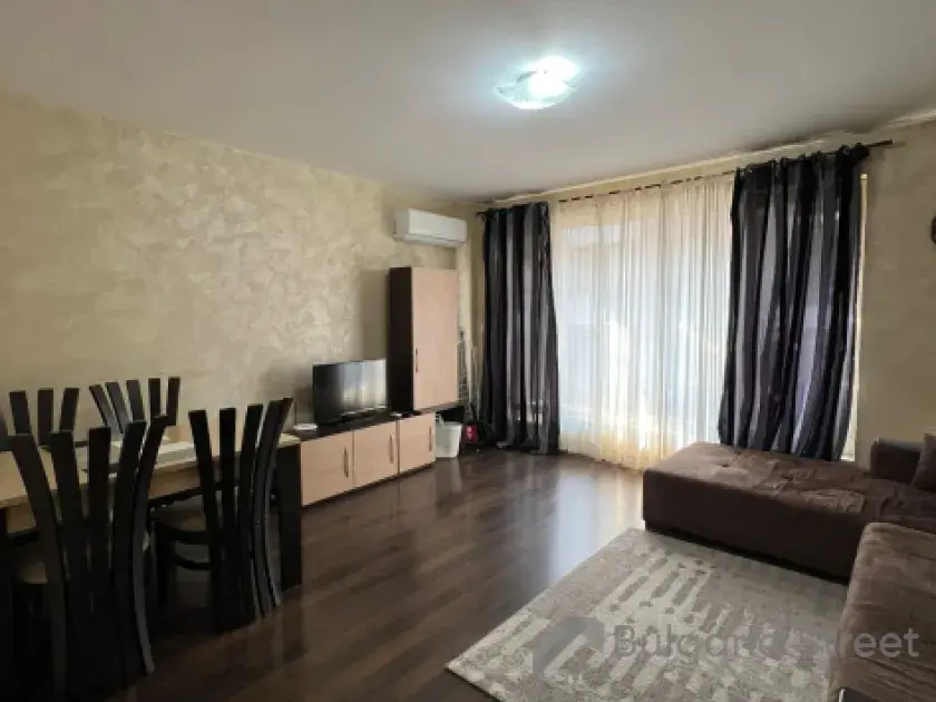 Święty Włas | Dwupokojowe mieszkanie : Salon, kuchnia