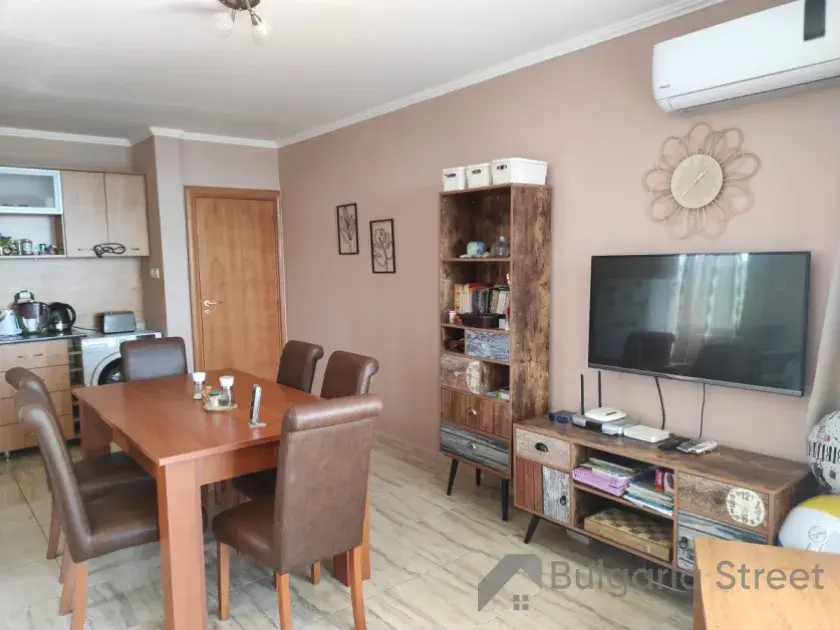 Vodenitsa | Trzypokojowe mieszkanie : Salon, kuchnia