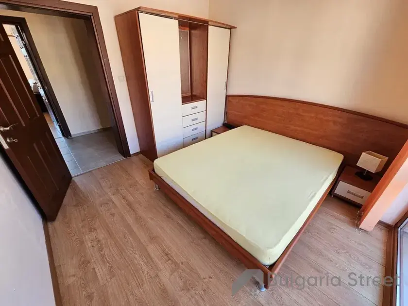 Szafa i łóżko