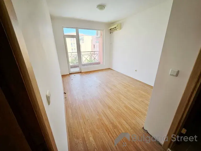 mieszkanie o powierzchni 28 m² bez mebli