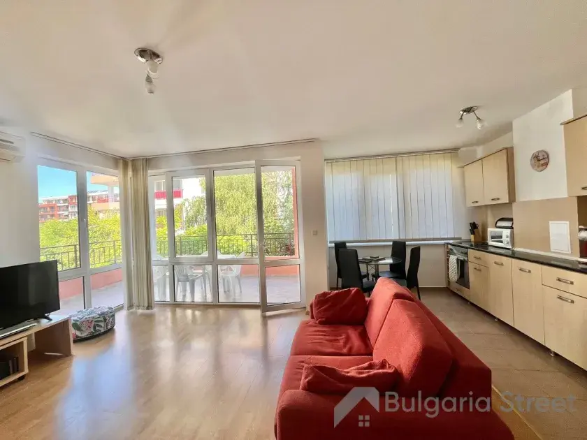 Fort Noks Riviera | Dwupokojowe mieszkanie nad morzem: Salon, kuchnia