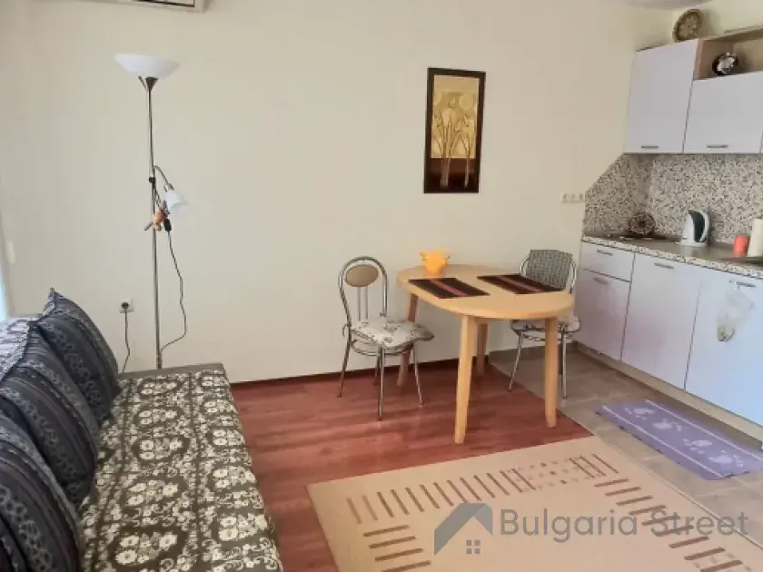 kuchnia i sofa