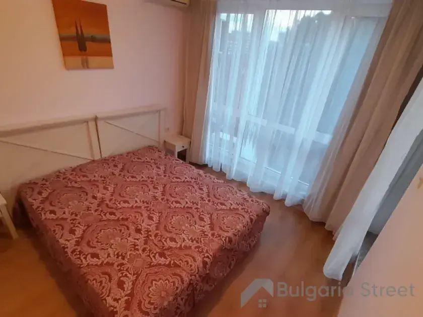 Łóżko w drugiej sypialni