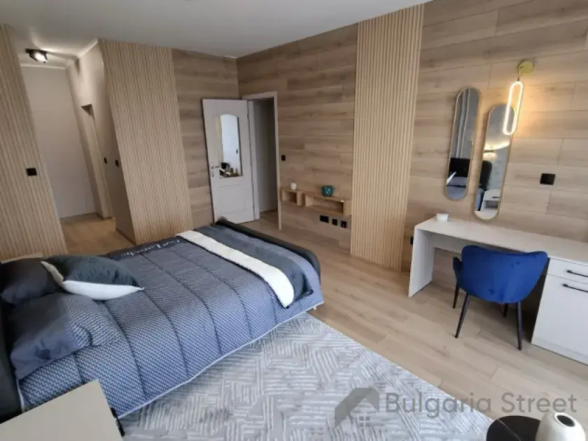 Łóżko w drugiej sypialni